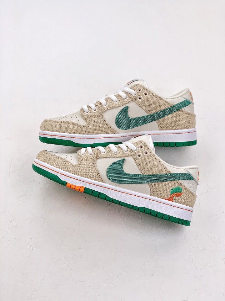 Jarritos SB Dunk Low sneakers