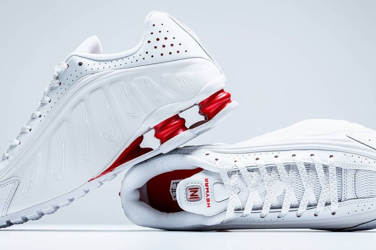 Shox R4 "Platinum Tint"