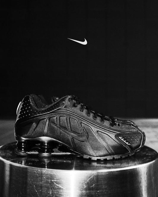 Black  Shox R4