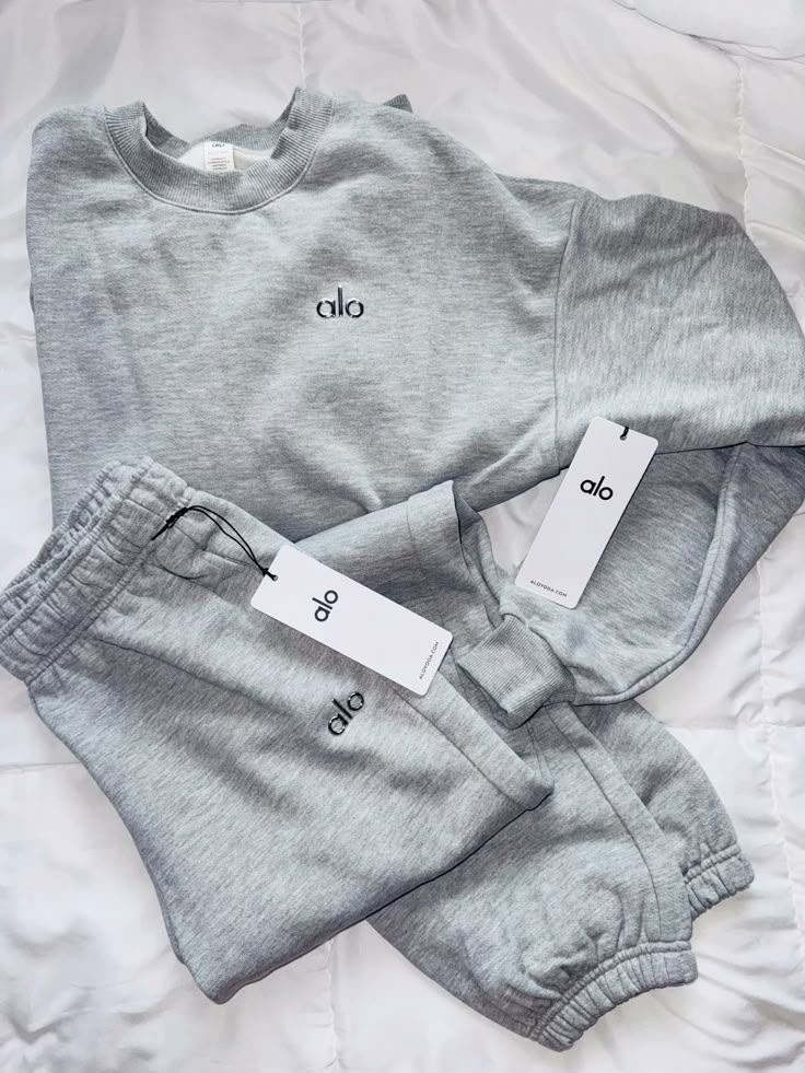 Alo tracksuit