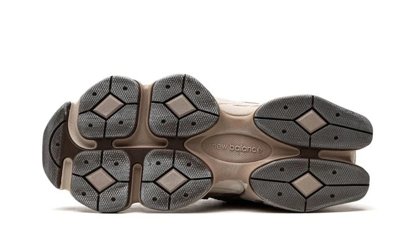 NB 9060 Mushroom Brown